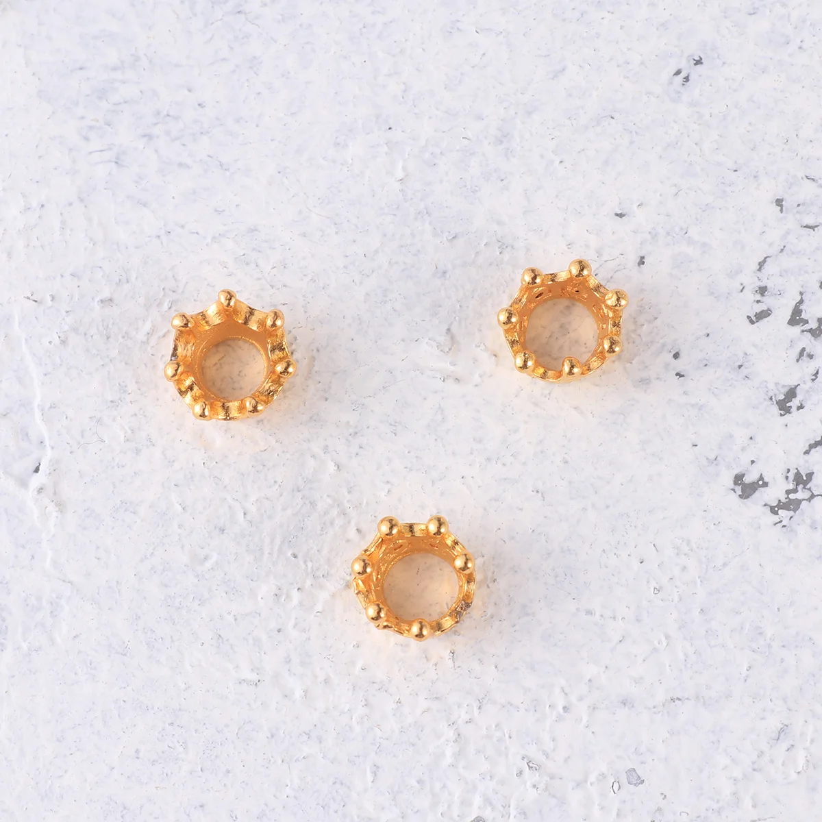 

100 шт. головные уборы для женщин тиара из цинкового сплава аксессуары «сделай сам» тонкая Изысканная Корона трехмерный разъем Miss Wood