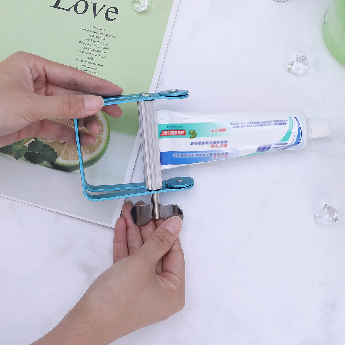 

Toothpaste Extruder Tube Squeezer Cleanser Toothpastes Dispenser Bathroom Supplies