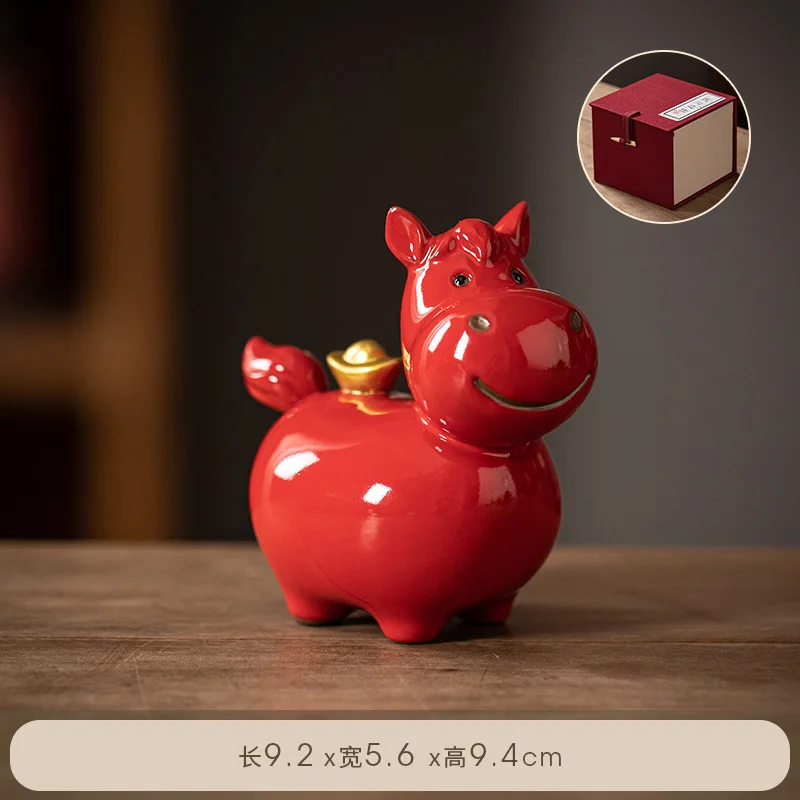 

Фигурка лошадь 2026 год