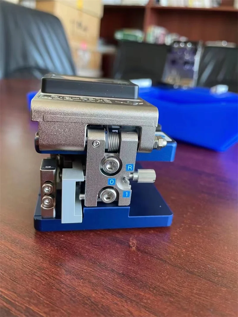 Made in China High-Precision FC-6S Fiber Cleaver FC6S FC6RM Replacement Cutter Cutting Knife Tool Empty Box