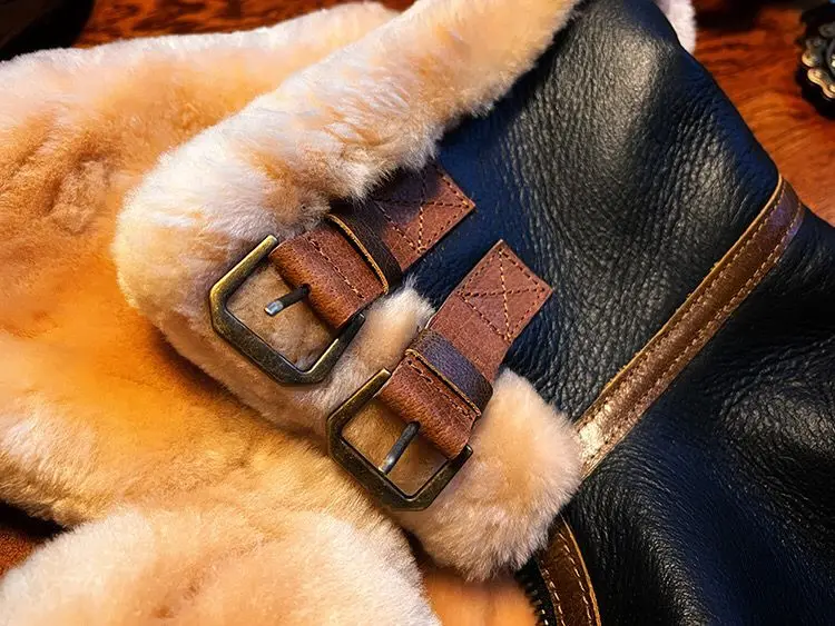 Мужская куртка из натуральной овечьей кожи цвет коричневый