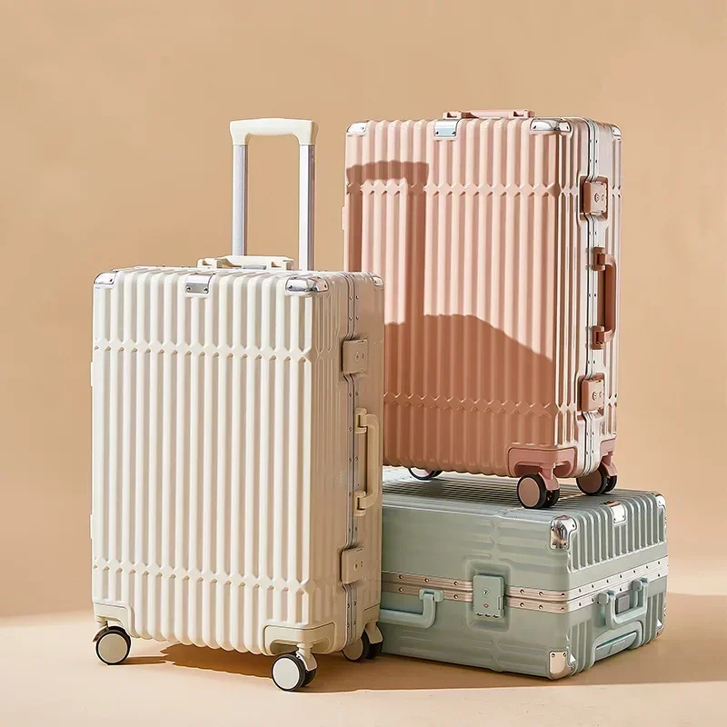 Дорожный чемодан на колесиках ярких цветов с алюминиевой рамой унисекс ручная