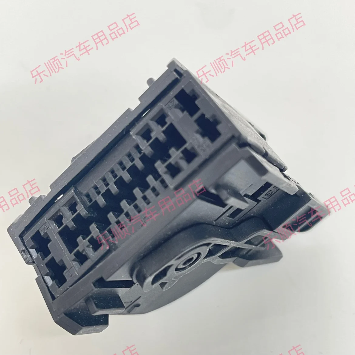 

26P подходит для новой хоста Mercedes Benz HU6, штепсельная вилка DJ7261-0.4-1.0-2.8-11/21 для мужчин и женщин