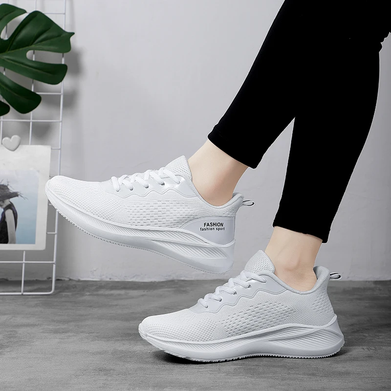 Casual Walking Shoes for Women Lightweight Lace-up Outdoor Sports Shoe Mesh Breahtable Plat Footwear White Tennis Trianers