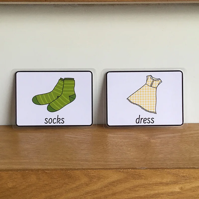 

35pcs Clothing Accessories Flash Cards Early English Learning Words Cards Classroom Teaching Aids 8x11cm
