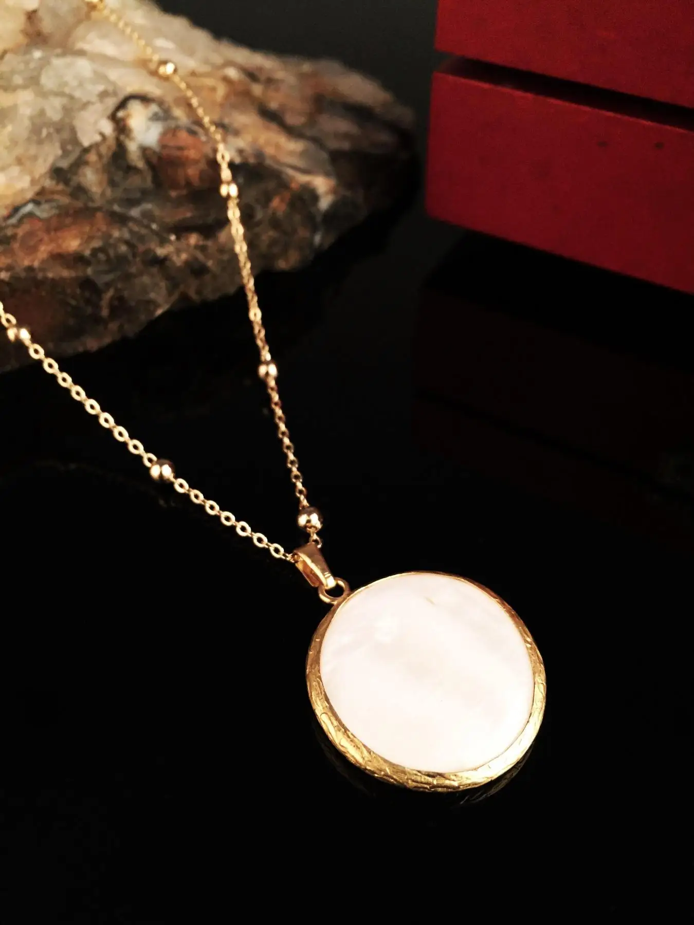 

Natural stone Women 'S Pearl Stone Gold Plated Necklace Xkrb47