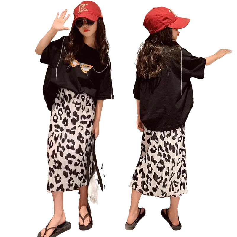 

Teen Girls Summer Fashion Outfits Short Sleeve Chain Tshirt + Leopard Print Skirt Casual Style Streetwear Children Clothing Sets