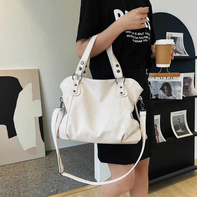 

Women's Large Capacity 2023 New Autumn Simple All-in-one Cross-body Bag Texture Class Commuting Tote Bag