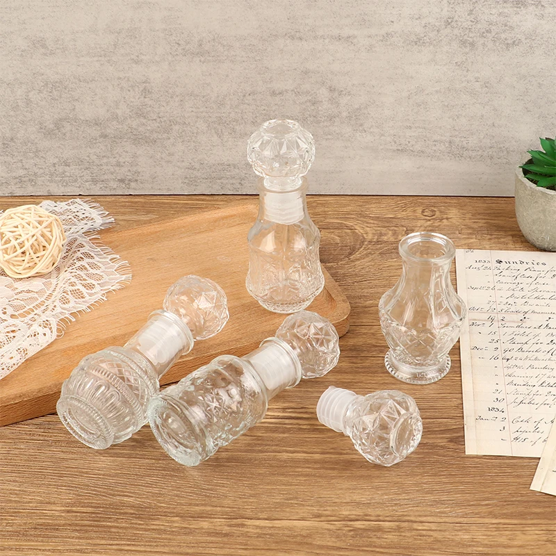 With Screw Cap Whiskey Decanter