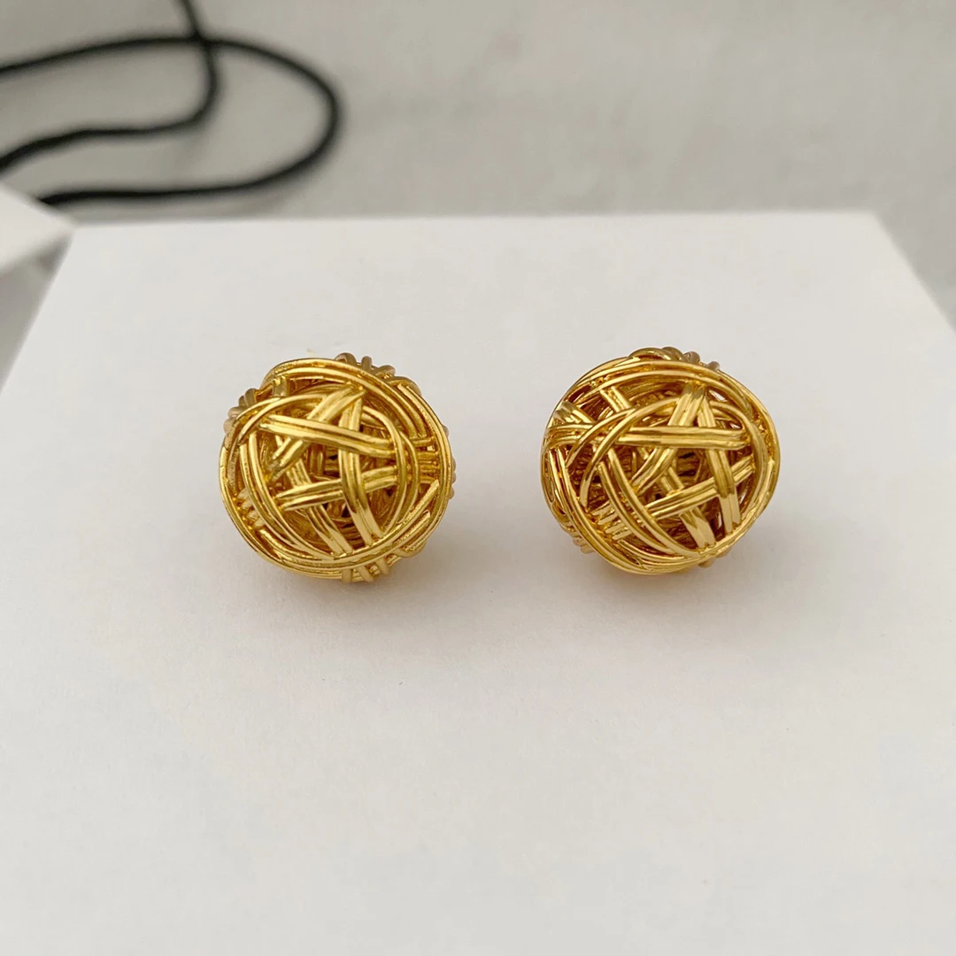 

Fashion Europe Knitting Wool Ball 24K Gold Earrings For Women Famous Original Designer Top Quality Luxury Jewelry Bijoux Trend