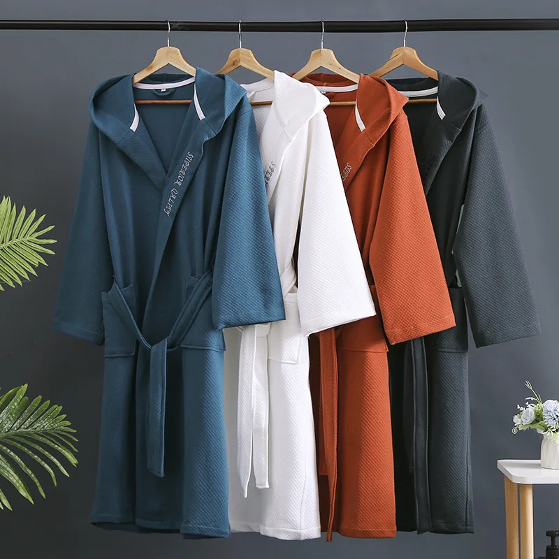 Spring Autumn Air Padded Cotton Bathrobes Men Women Embroidery Hooded Bath Robes Male Soft Casual Home Sleeprobe Dressing Gown