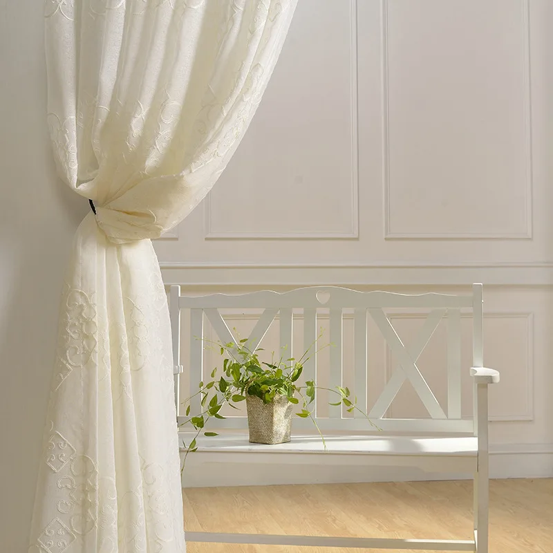 Белая прозрачная занавеска с вышивкой для полотенец спальни простая