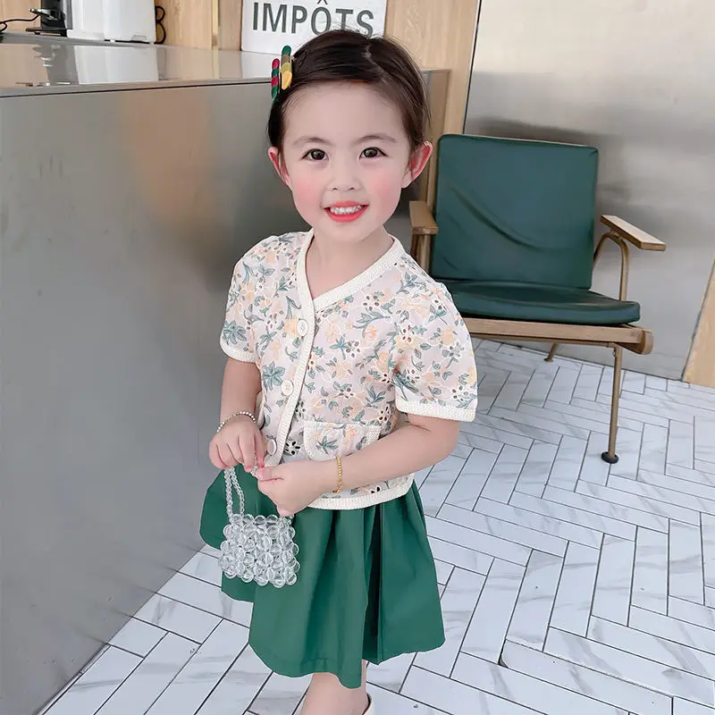 

2022 New Summer Girls Suit Children's Retro Floral Shirt Short Skirt Little Girl Baby Foreign Style Two-piece Suit Kids Casual