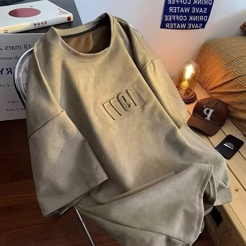 

2023 Suede Short Sleeve T-shirt Men's and Women's Trendy Vintage American High Street Couple Half Sleeve Large T-shirt
