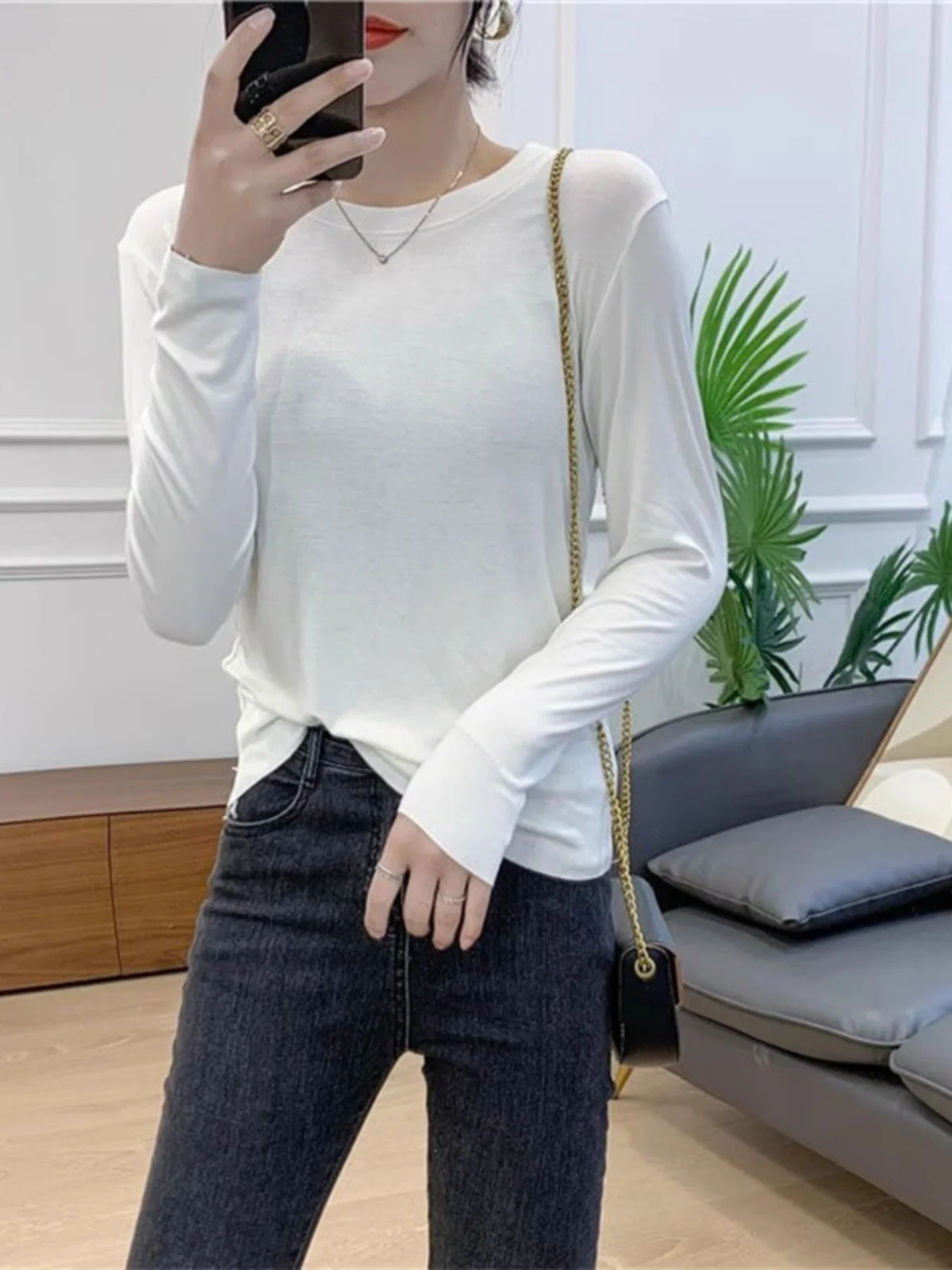 40. однотонная одежда для ухода за кожей с круглым вырезом. Осенняя женская одежда.