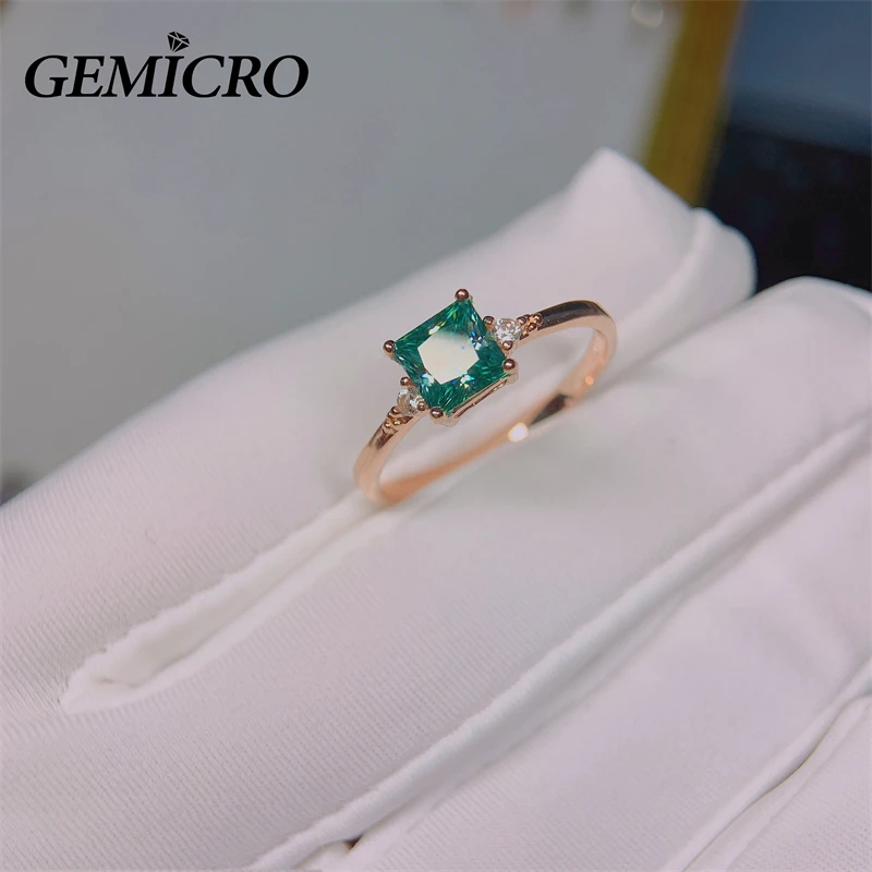 

Gemicro 925 Sterling Silver Jewelry 1Carat Square Cut Green Color Moissanite Ring for Party Gift, Women and Men Couple Wedding