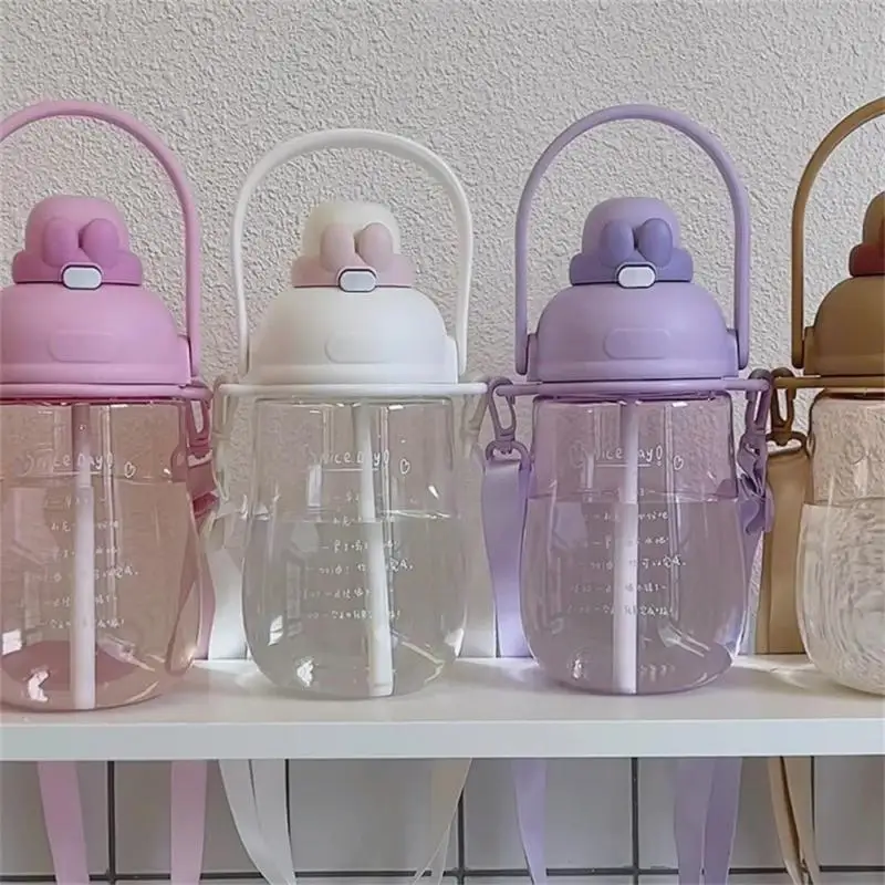 

Высококачественные бутылки для воды 1100 мл, чашка для воды, Женская пластиковая Спортивная портативная чашка для воды, большая емкость, месс...