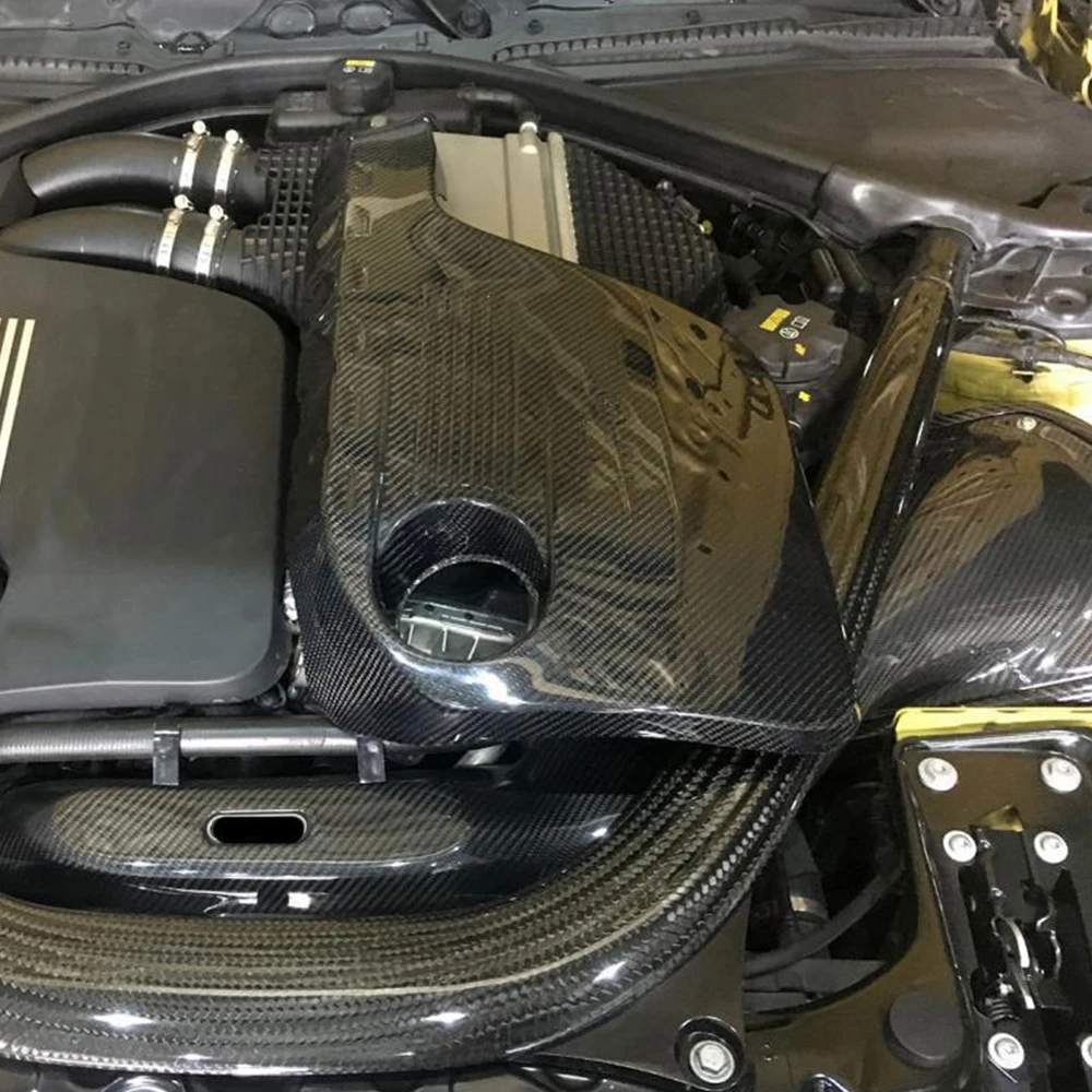 

Engine Cover in Bonnet for BMW F80 M3 F82 F83 M4 2014 - 2018 Carbon Fiber Auto Hood Bonnet Protector
