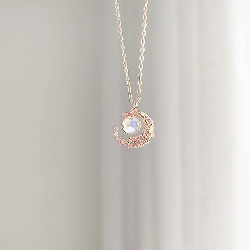 

Fashion Light Of Stars And Moon Charm Necklace Delicate Clavicle Stars Rhinestone Chain Friendship Necklace For Women Jewelry