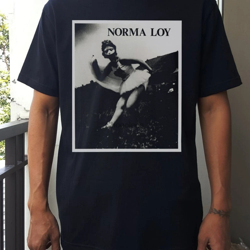 Норма Лой футболка Романтика |