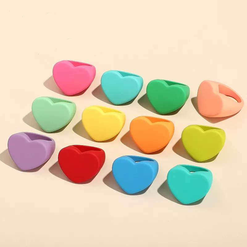 

Trendy Colorful Big Square Heart Rings Set for Women Aesthetic Fashion Punk Finger Rings New Geometric Jewelry Party Gifts