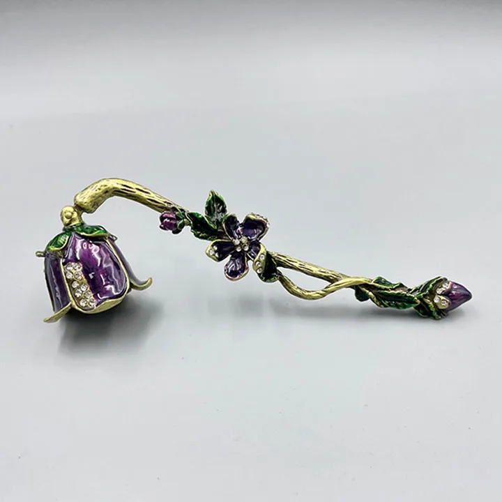 

Ретро-нюффер для свечей Ландыш