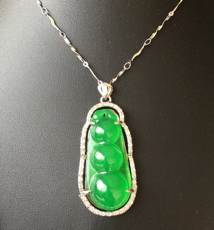 

Jade Natural Jade Four Seasons Bean Pod Plant Fu Gui Fu Bean Gold Inlaid Jade Diamond Spinach Jasper Necklace