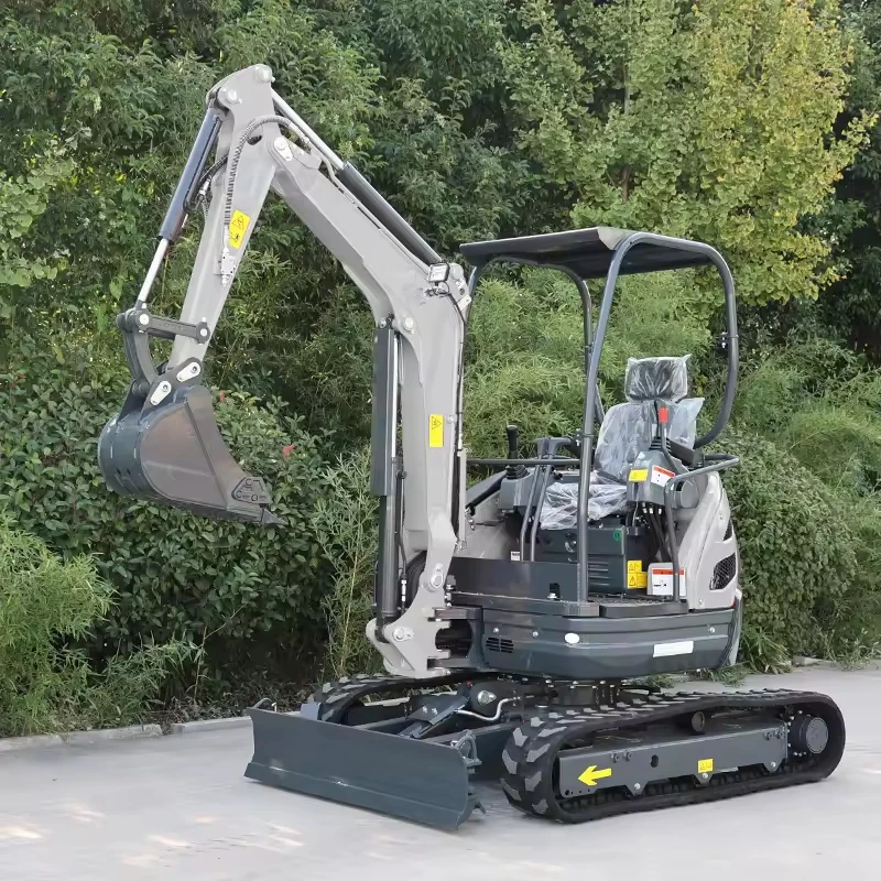 Фото Лидер продаж: 3-тонный мини-экскаватор Kubota на гусеничном ходу с боковым поворотом стрелы, оснащенный рыхлителем, с коробкой передач, соответствующей стандартам EPA №3