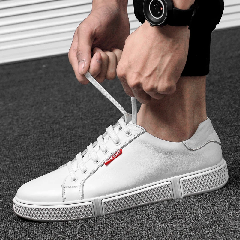 

Fashion Men shoes lace up oxfords 2022 Newest Outdoor Handmade Genuine Leather Casual Shoes Soft Flats white men shoes