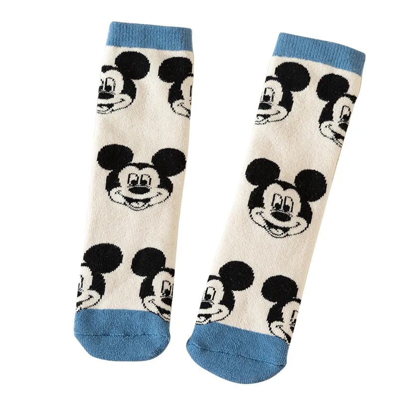 Рисунок 5 - детские шерстяные носки с выши