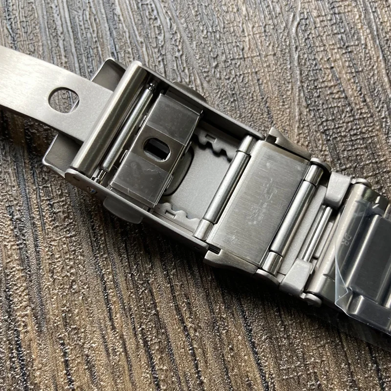 High Quality 20mm Width Titanium Bracelet Suitable Citizen NB6021-68L/NB6021-17E Diver Watch