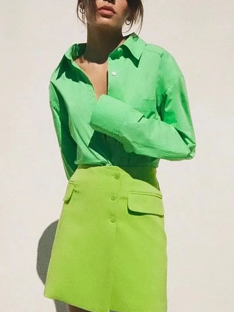 

Women 2022 spring New Fashion Poplin with shoulder pads Blouses Vintage Long Sleeve Button-up Female Shirts Blusas Chic Tops