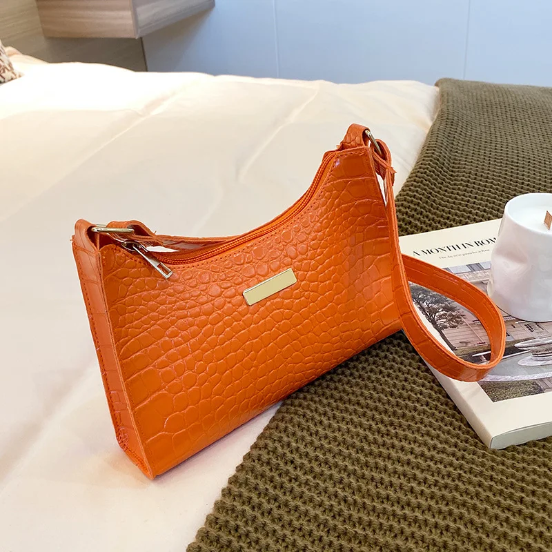 

Women Bag Casual Commuter Bag New Underarm Bag Shoulder Handbag Korean Version All-match Student Bag Solid Color Dumpling Bag