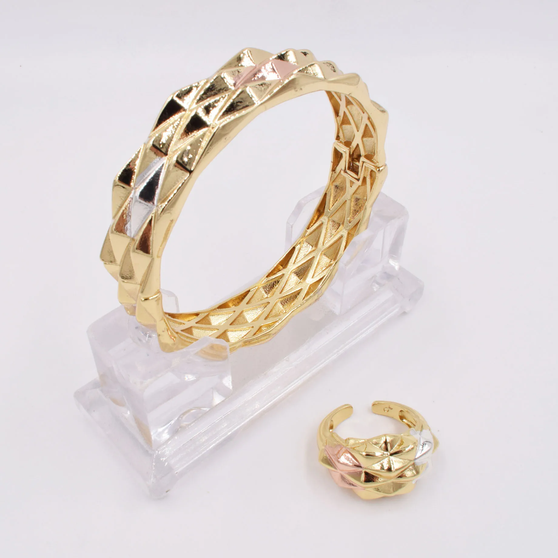 

NEW High Quality Ltaly 750 Gold color Jewelry Set For Women african beads fashion Bracelet RING jewelry