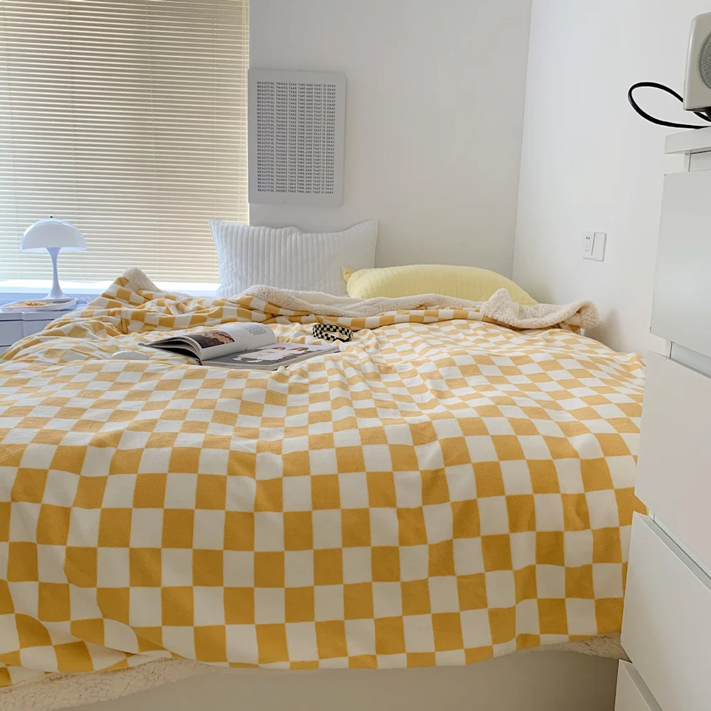 Yellow Checkerboard Blanket Plaid Milk Lamb Wool Single Quilt Double-layer Thickened Autumn Winter Warm Soft Beddings | Дом и сад