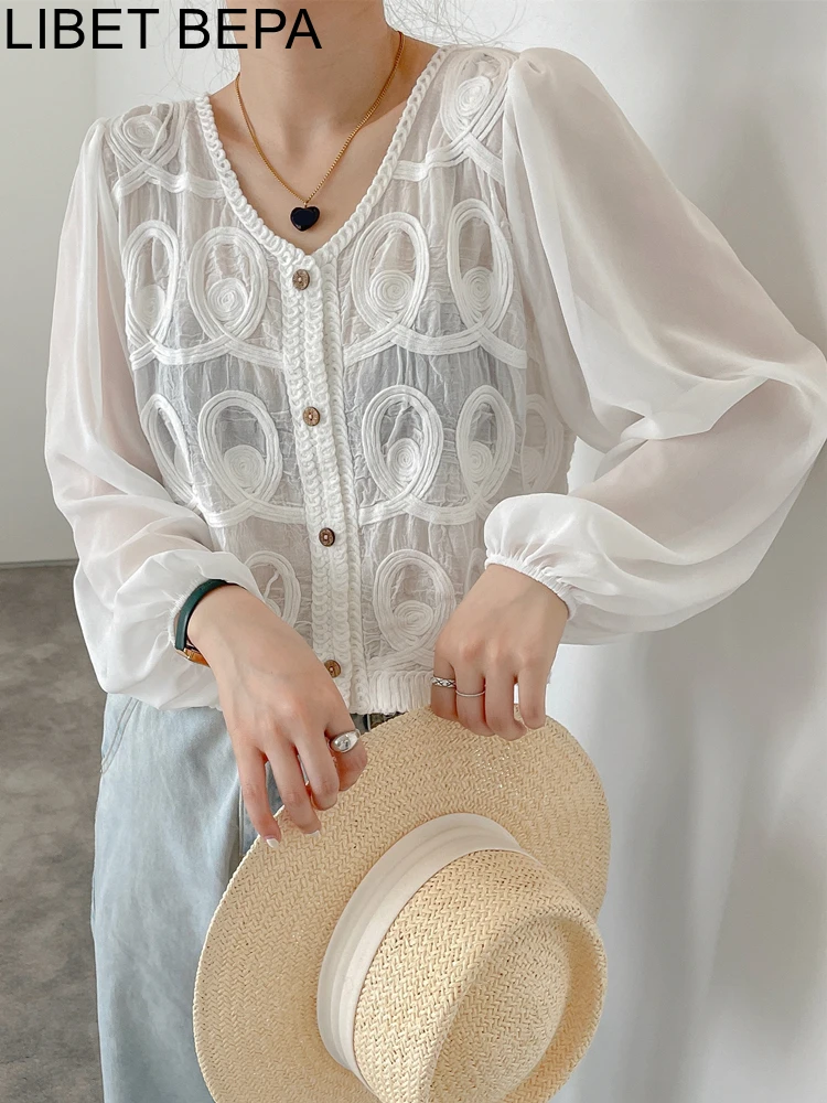 

New 2022 Chic Korean Fashion Retro Patchwork Chiffon Cutout Shirts Women Spring Summer Elegant V-Neck Blouses Lady Tops BL1667JM