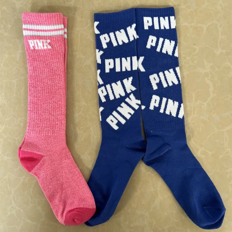 2 Pair/Card of PINK LOVE Fashion Women's Sports Cotton Stockings Knee-length Calf Socks Street Style Hip-hop Skateboard Socks