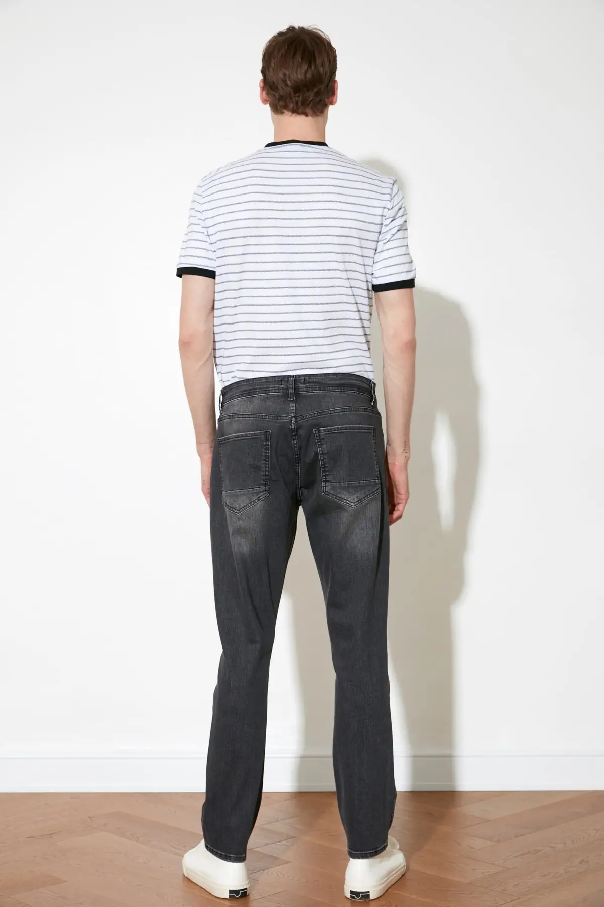 

Trendyol Male Destroylu Slim Fit Jeans TMNSS21JE0367