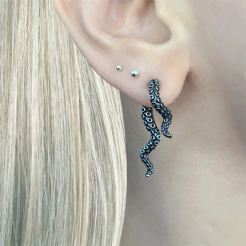 Оригинальные серьги-подвески в виде осьминога