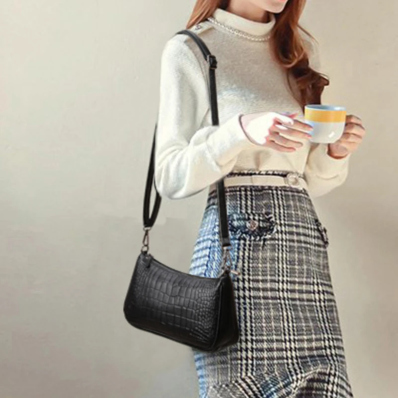 

Women's Saddle Bags Fashion Genuine Leather Female Bag Classic Crocodile Pattern Ladies Handbags Vintage Casual Tote Hang Bags