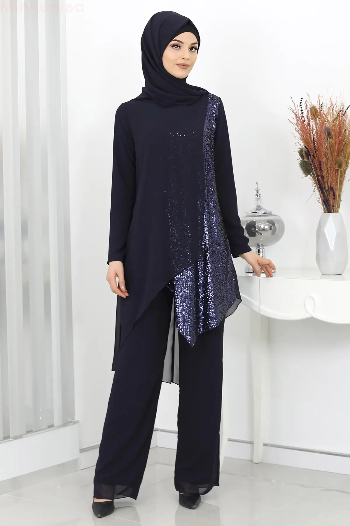 

Detailed Pula Chiffon Zehra Hijab Evening Team Women Muslim Suit