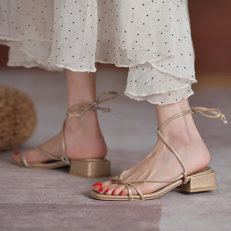 

Summer Woman Low Heels 3CM Slingback Pu Leather Ankle Strap Sandals Gladiator Open Toe Sandalis Calzado Luxury Party Shoes