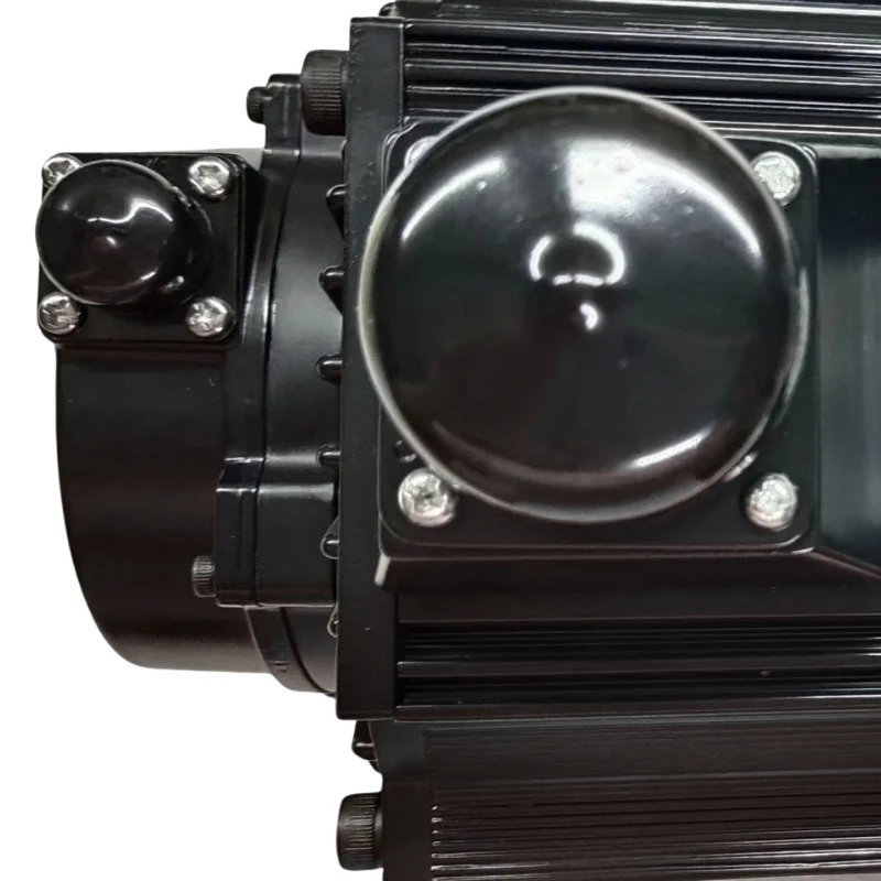 Новый серводвигатель Yaskawa SGMSV-30ADV-YA11 в коробке