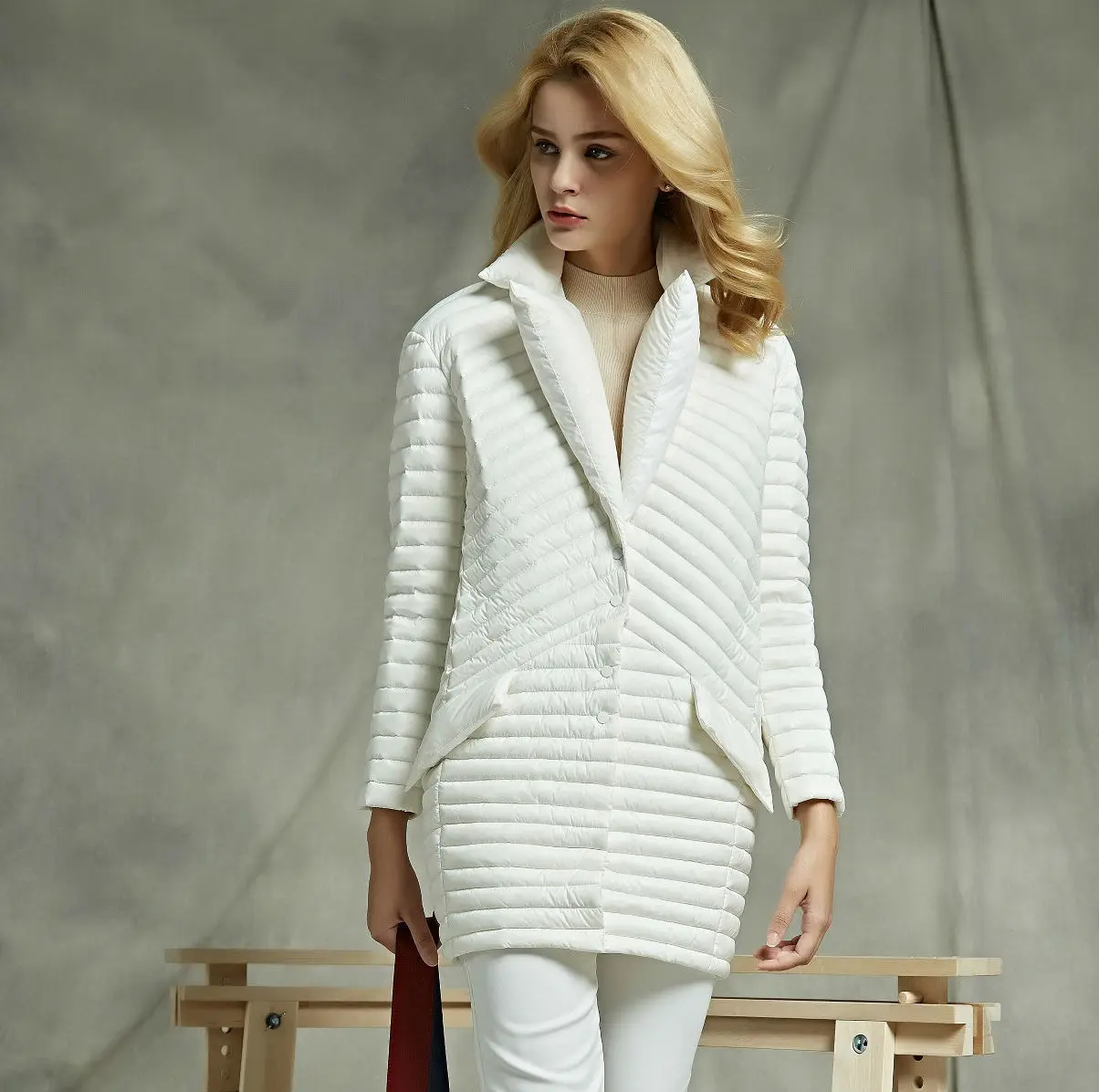 New Women Down Jacket Casual Suit White Goose Down Lightweight Slim Down Coat Fashion Thermal Outwear
