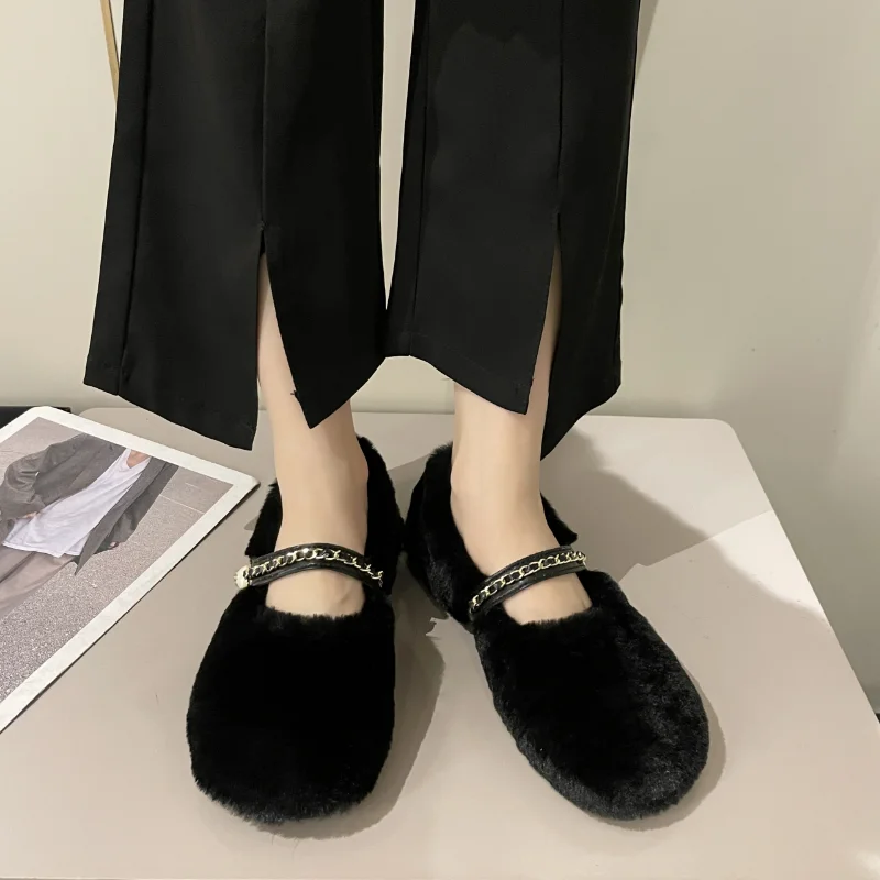 

2023 Spring and Autumn New Round Head Metal Chain Light Cut Solid Color Versatile Comfortable Fur Women Flat Shoes Women's Shoes