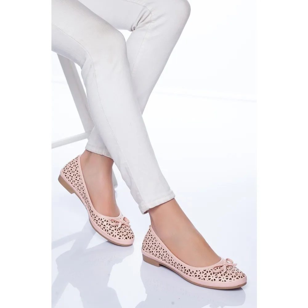 

Dorlie Riki Ballerina Shoes Powder