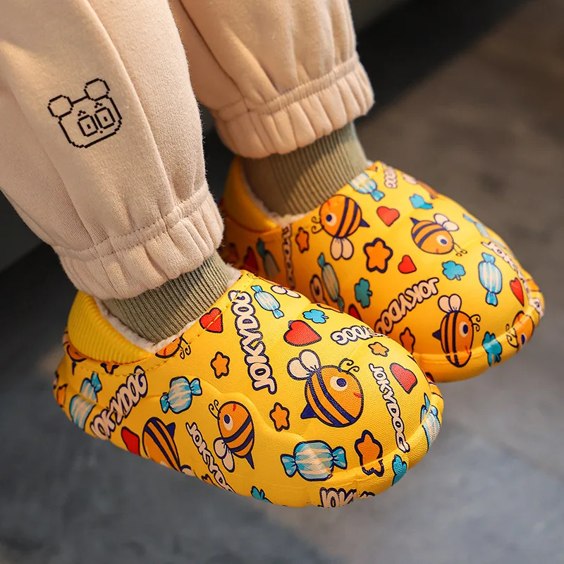 Зимняя детская сумка для малышей и хлопковые тапочки домашние непромокаемые