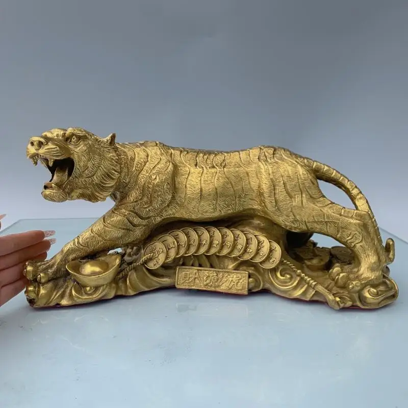 

Brass The Chinese Zodiac Animal Tiger Yuanbao Coin wealth Casting Statue fengshui Solid Ornament Original Tiger Home Decoration
