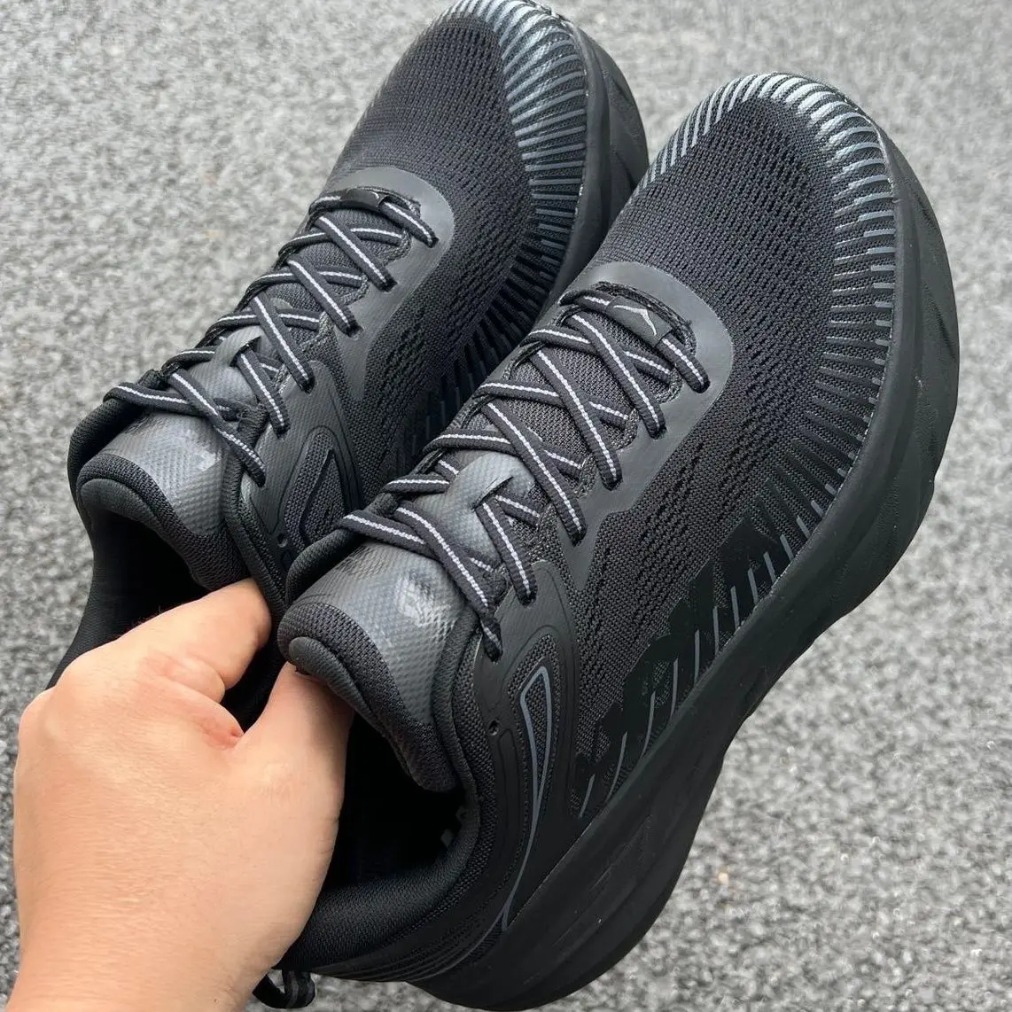Unisex outdoor BONDI 7 Thick sole shockproof breathable anti-slip Marathon running shoes men women walking jogging shoes