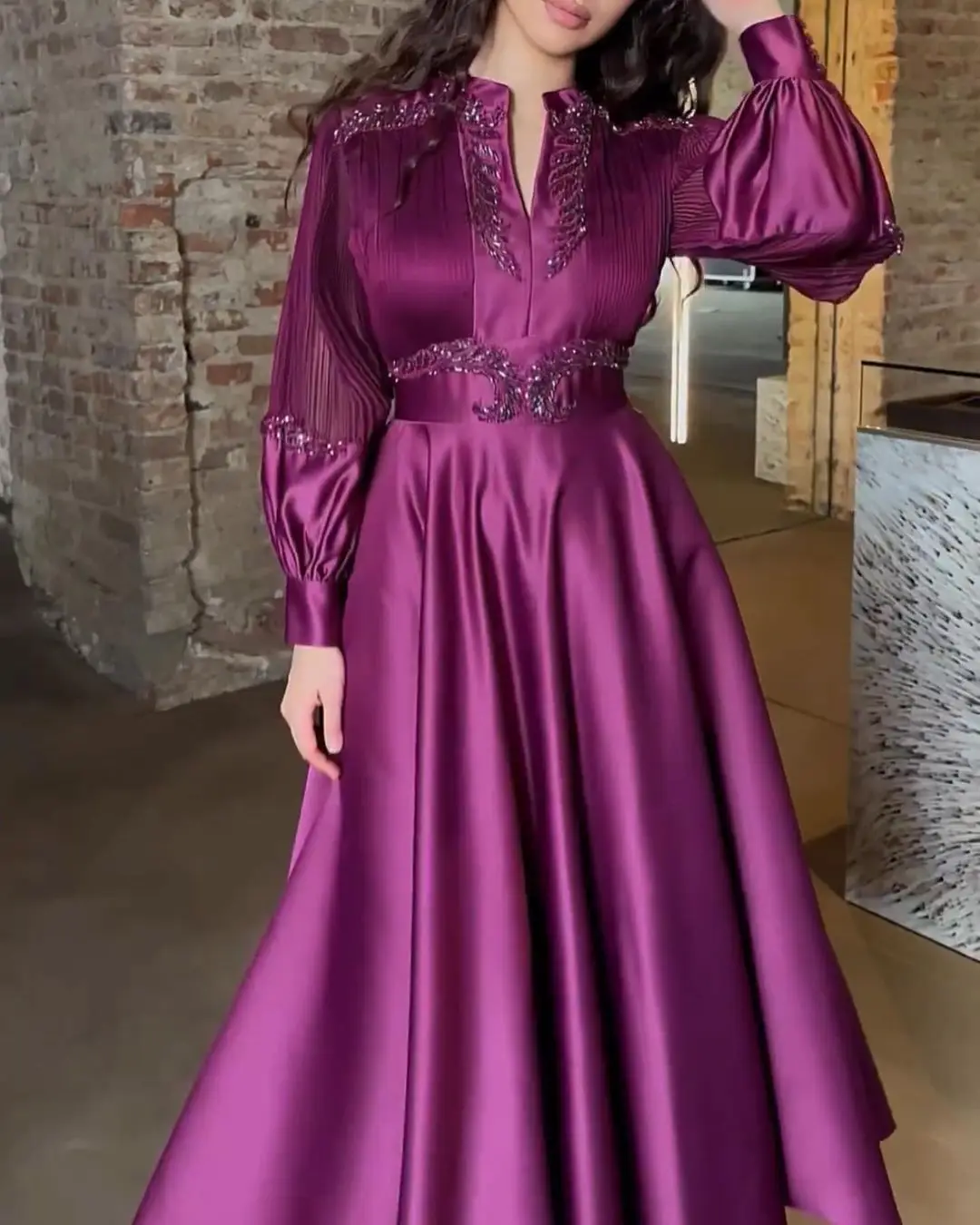 Фото Fashionvane платья для выпускного вечера с длинными рукавами, атласные элегантные платья по индивидуальному заказу Para Mujer 2026, вечерние платья трапециевидной формы с рюшами и бисером №2